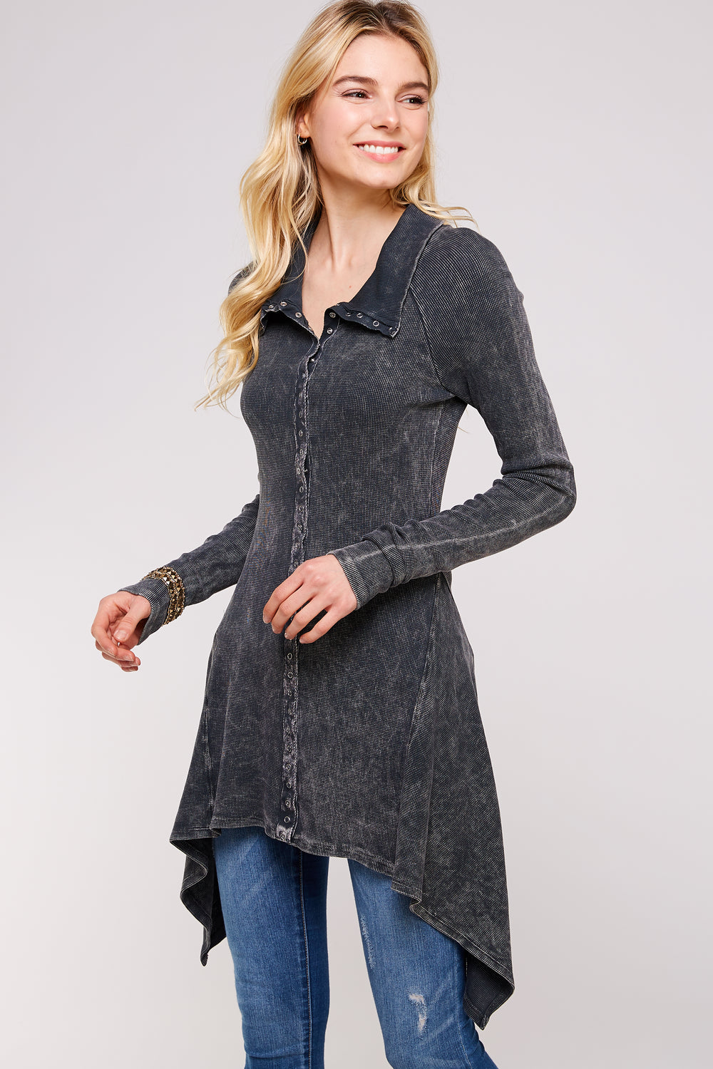 Soft Mineral Washed Long Sleeve Thermal Tunic Outwear/Button Down Collar Neckline
